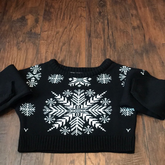 Nasty Gal Sweaters - Cropped Christmas Sweater Nasty Gal Sweaters - Cropped Christmas Sweater